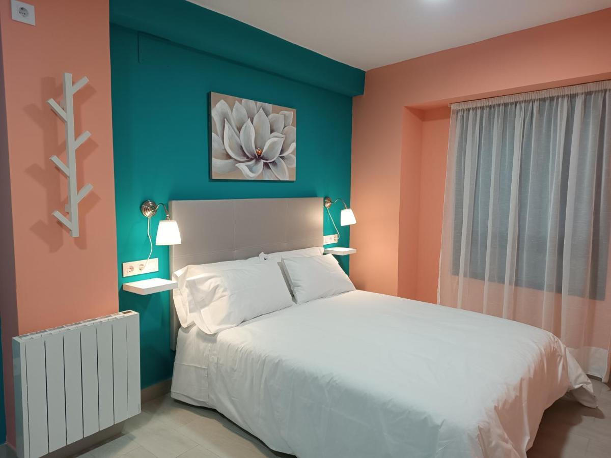 Estudios La Casina Caces المظهر الخارجي الصورة
